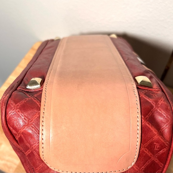 ❣️Reserved❣️LAMB Gwen Stefani Fadeout Satchel in Red Very Nice Condition! - Picture 9 of 14